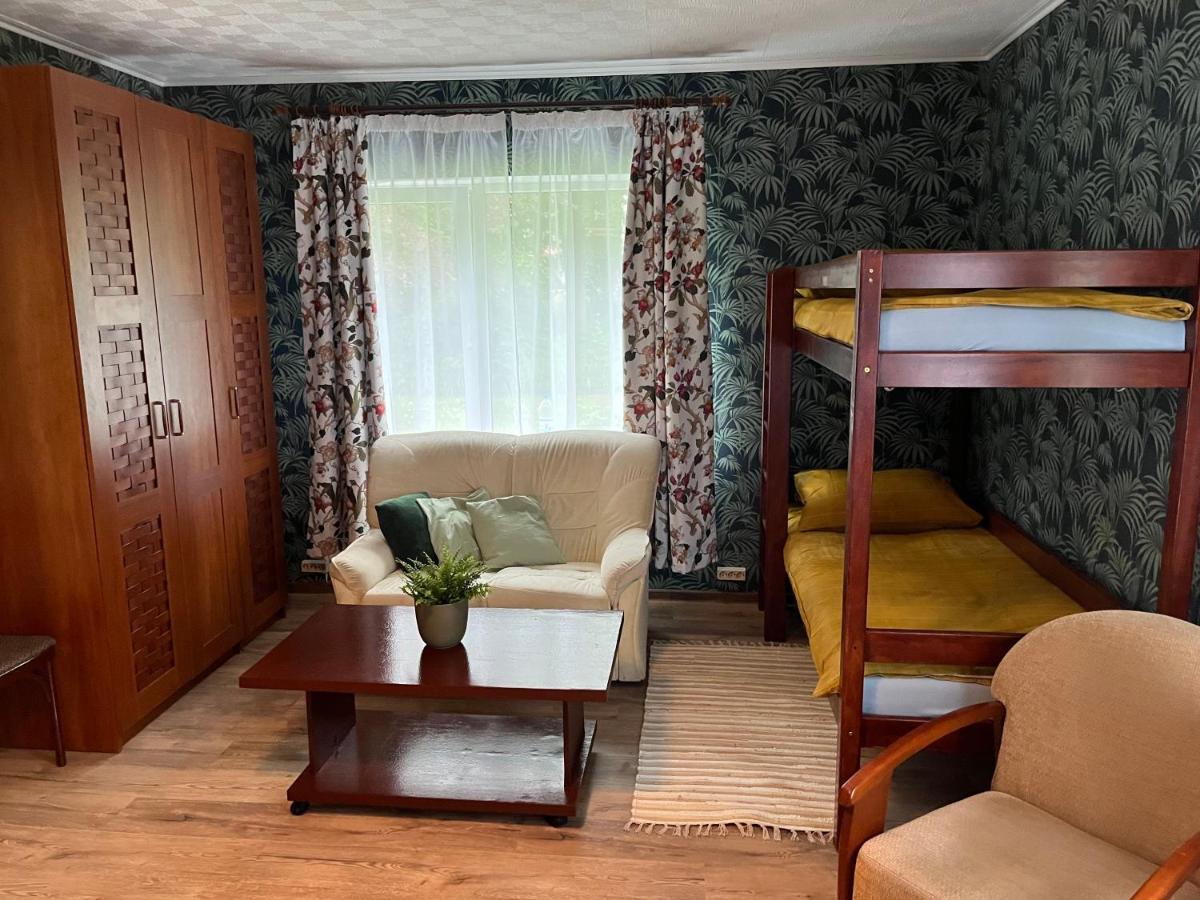 Family House "Sea Side Apartments" ซาลัซกรีวา ภายนอก รูปภาพ
